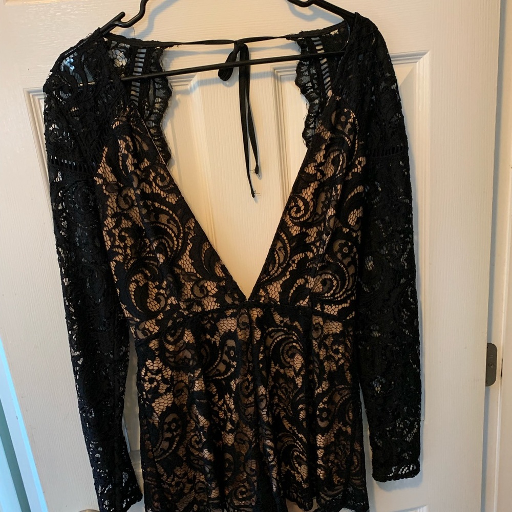 Romper Left Worn Once From Tobi Size M - image 3